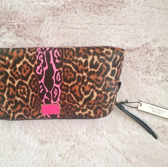 Victoria Secret CHEETAH CLUTCH - Picture 3 of 6